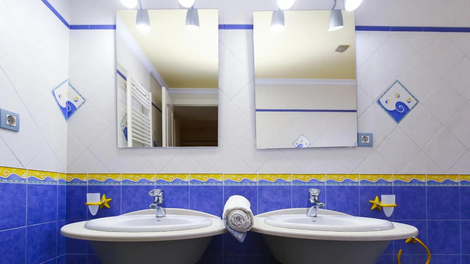 Villa Viladomat Beach Planetcostadorada Salou