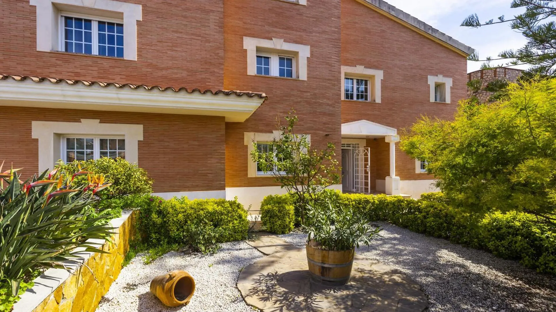 Villa Viladomat Beach Planetcostadorada Salou Spain