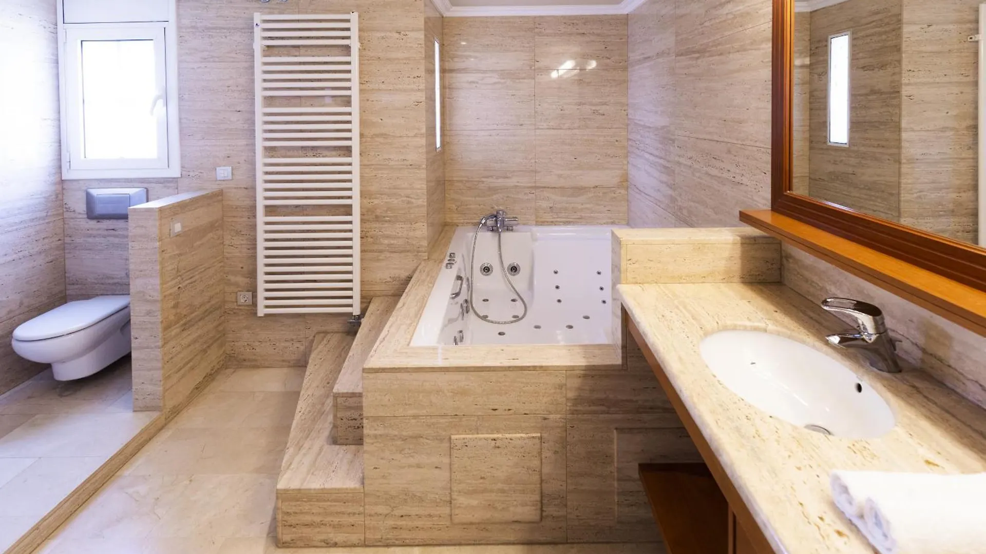 Viladomat Beach Planetcostadorada Salou Villa