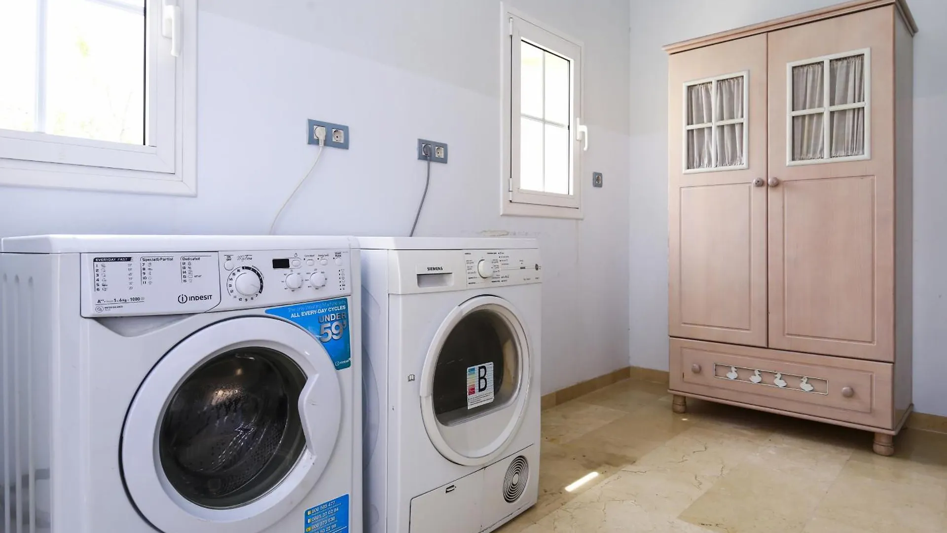 Villa Viladomat Beach Planetcostadorada Salou İspanya